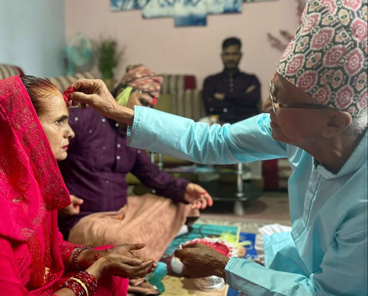 दशैंको टीका लगाउने र आशीर्वाद लिनेक्रम आज पनि जारी